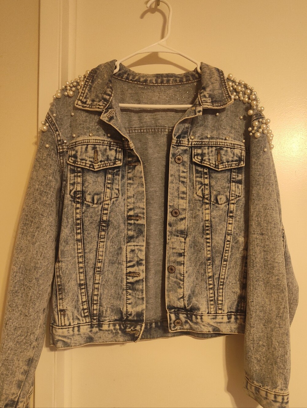 Women's Light Blue Pearl-Embellished Denim Jacket